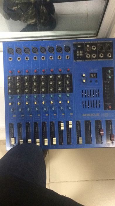 Ремонт профессиональных усилителей и синтезатора