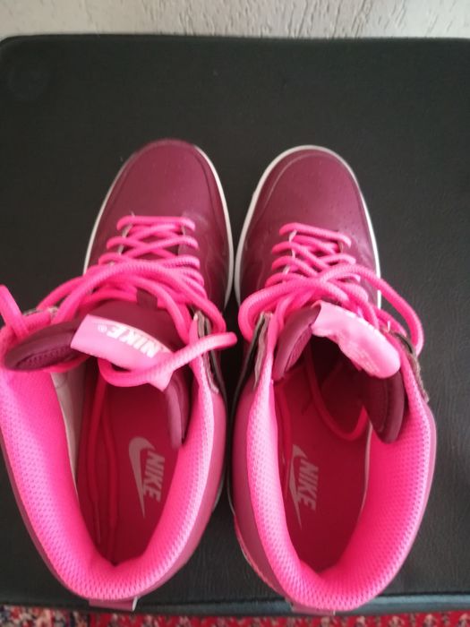 Ghete noi Nike nr 40 dama piele