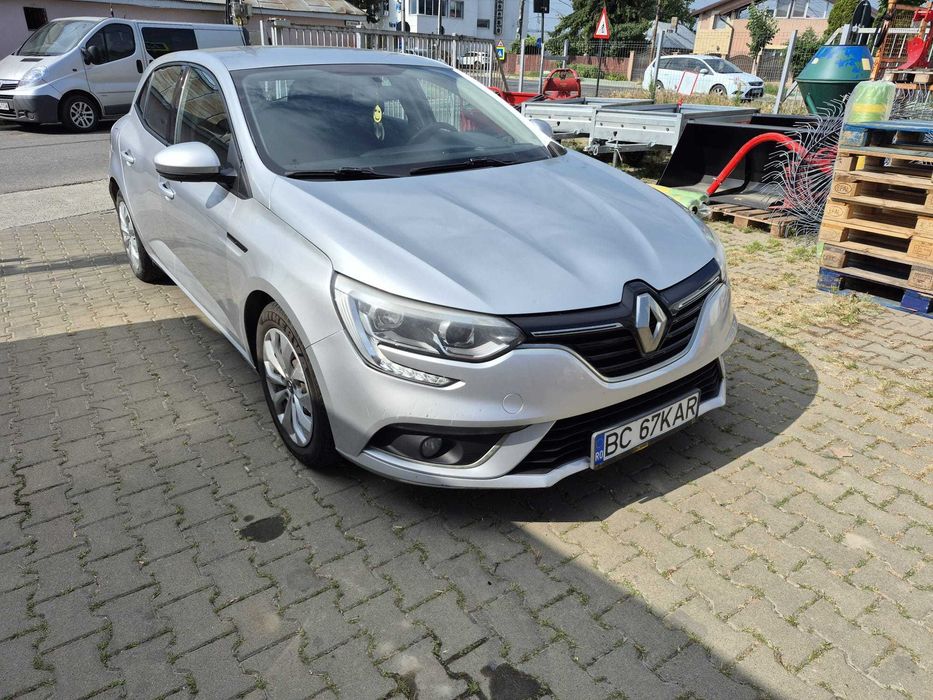 RENAULT Megane 2016 — imagine 2