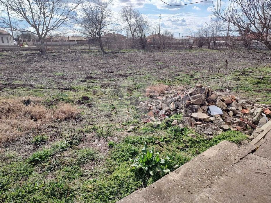 Продава се Къща в с. Царевец, Област Добрич - 100 кв.м за 332 €/кв.м - Снимка #13