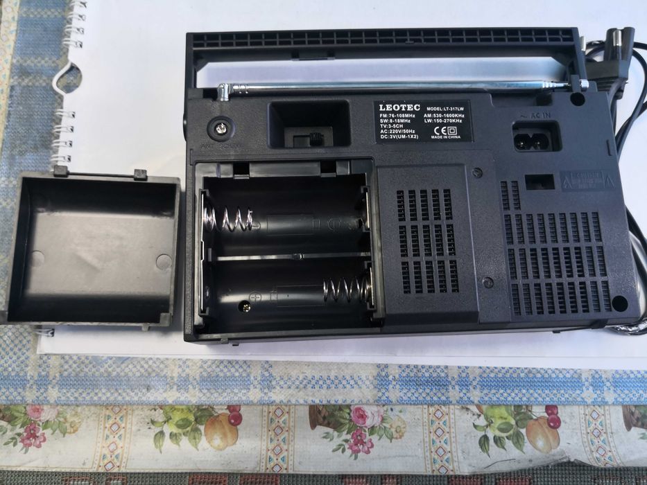Radioreceptor portabil Leotec