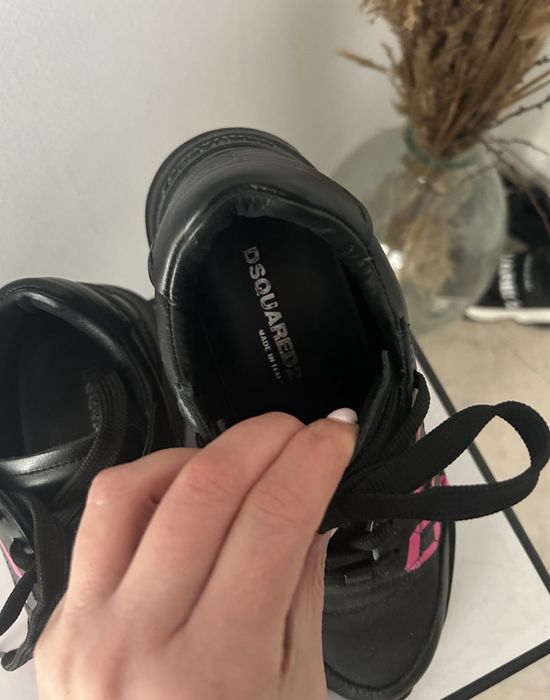 Оригинални дамски Dsquared ot yoxx,нови