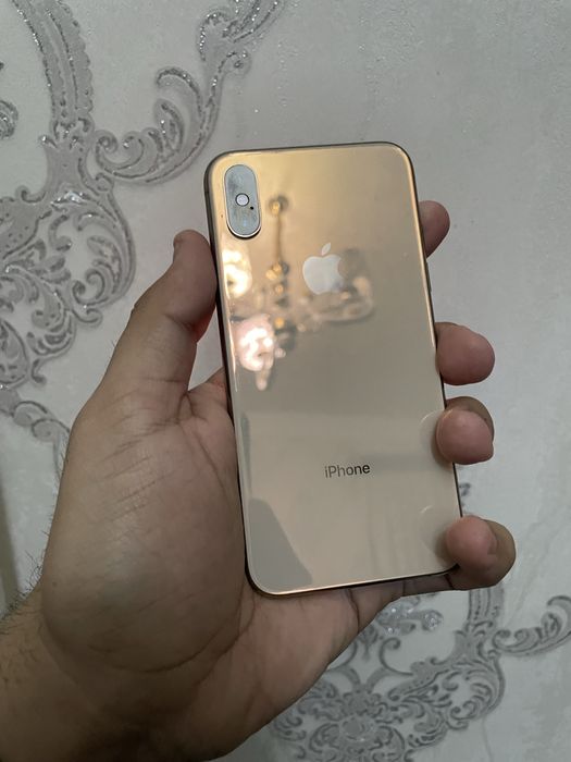 iPhone Xs GolD 64gb