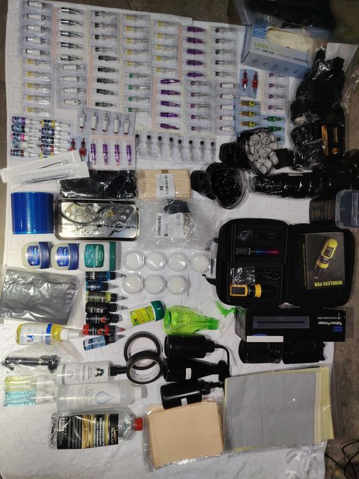 Kit complet tatuaje