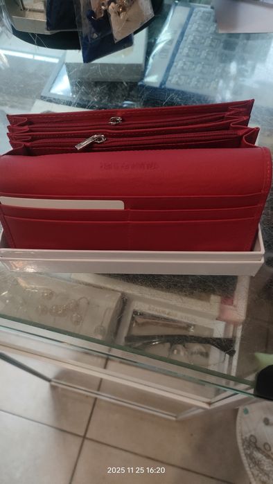 Портмоне естествена кожа