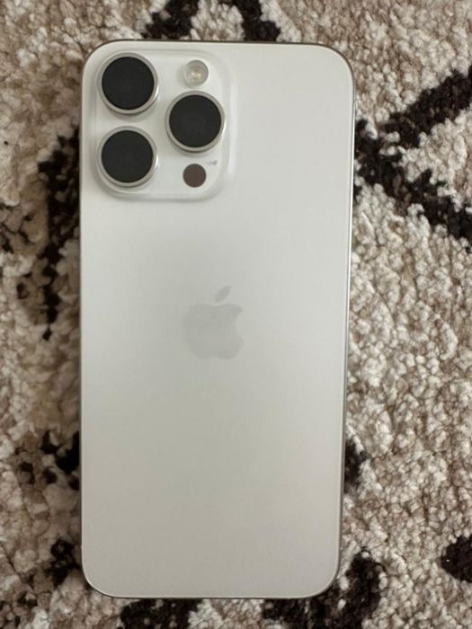 iPhone 15 pro max 256 gb white titanium sim+Esim