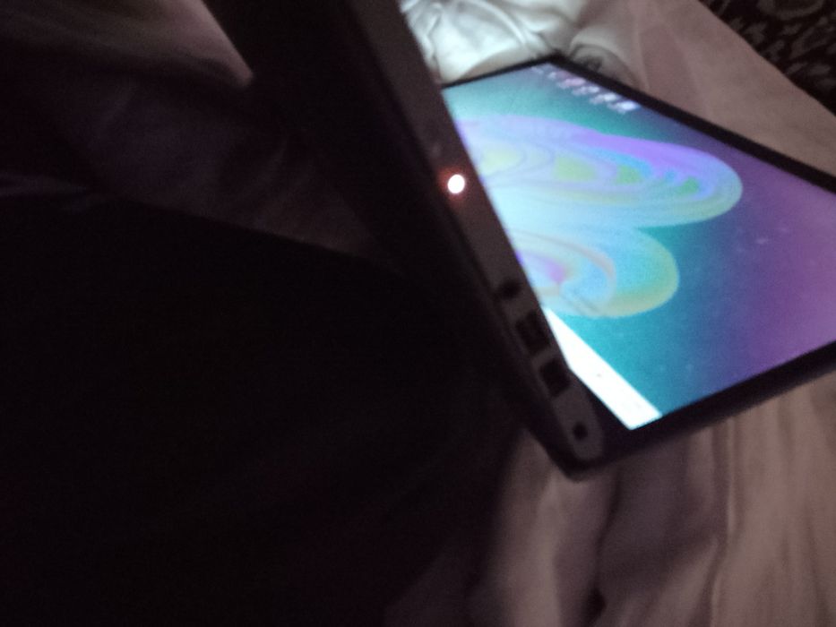 Vând leptop 350 lei