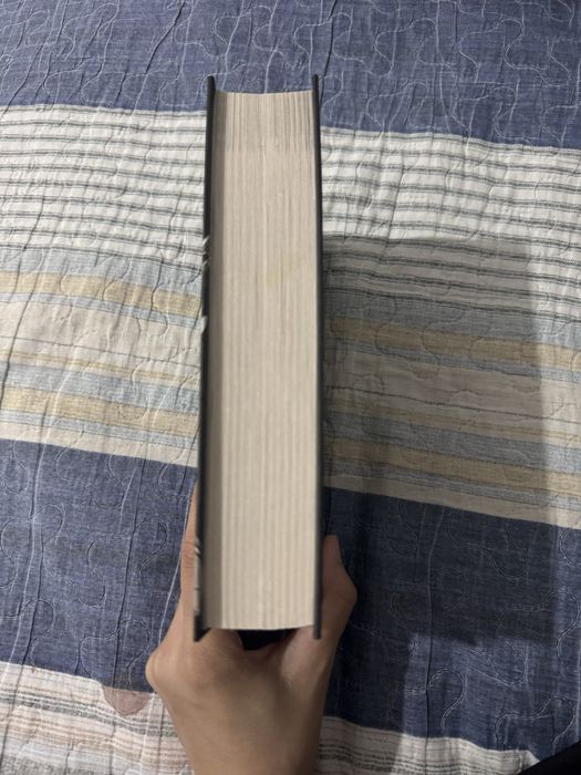 Книга: хорошая девочка должна умереть