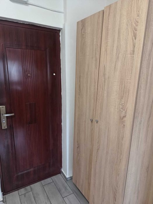 Proprietar închiriez garsonieră