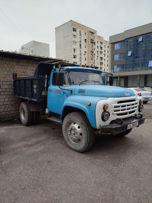 Зил самосвал продаётся.