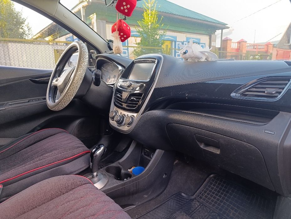 Продам автомобиль,автомат.