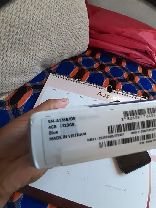 Samsung a17 albastru nou