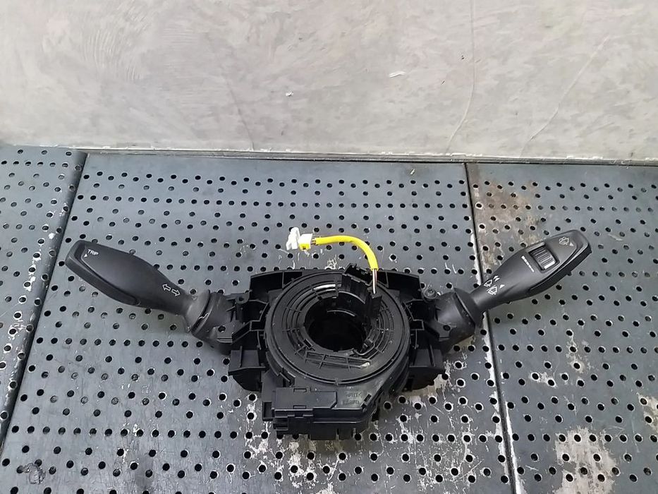 Bloc manete semnalizare stergator parbriz spirala volan ford fiesta 6 cb1 ccn 8a6t13n064bf 8a6t13335bc