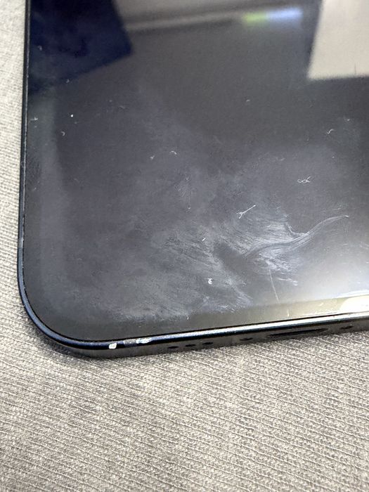 Iphone 12 folosit