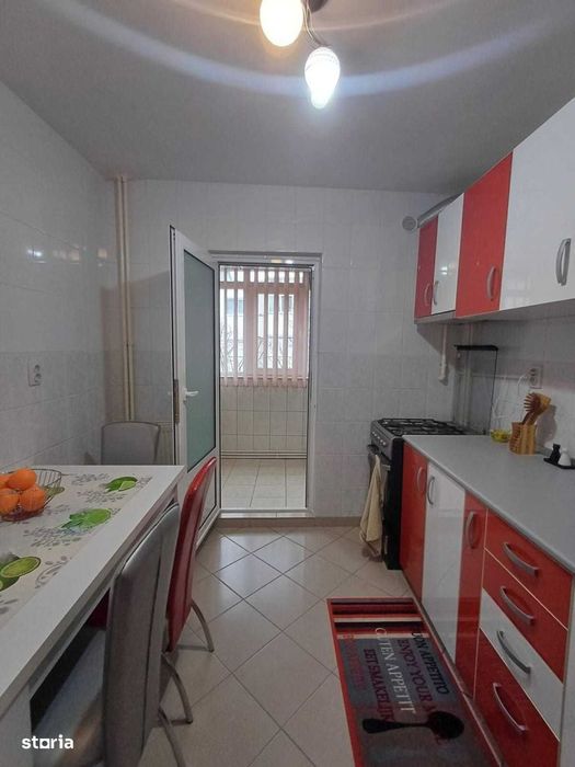De vânzare apartament 2 camere decomandat Radu Negru