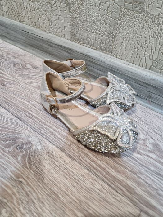 Обувь для девочек