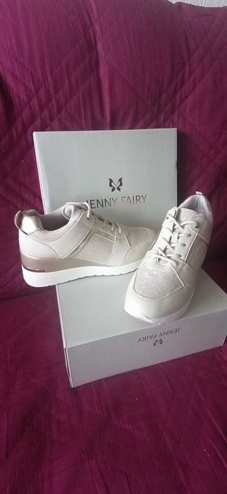 Дамски ежедневни спорти обувки 42 номер - ( 26 см.)