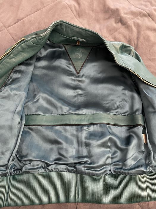 Кожаная куртка, Масима дути