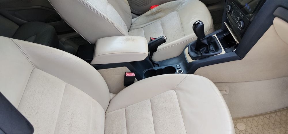 Skoda octavia 2 1.9 tdi Laurin & Klement