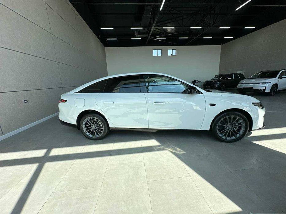 Leapmotor C01 gibrid