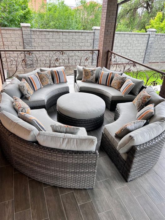 Диванный комплект и пуфик Atrium 3