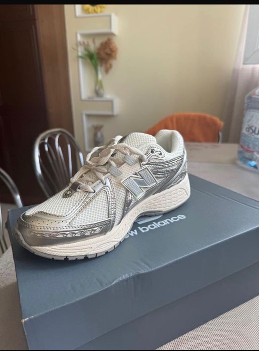 Кроссовки NEW BALANCE 1906R