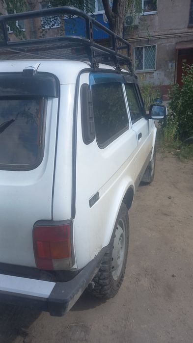 Продам ниву 21214