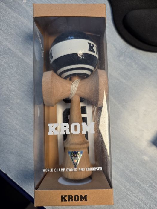 Kendama Krome folosita