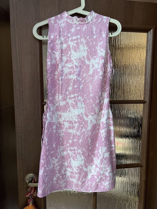 рокля Guees нова с капсолиран етикет