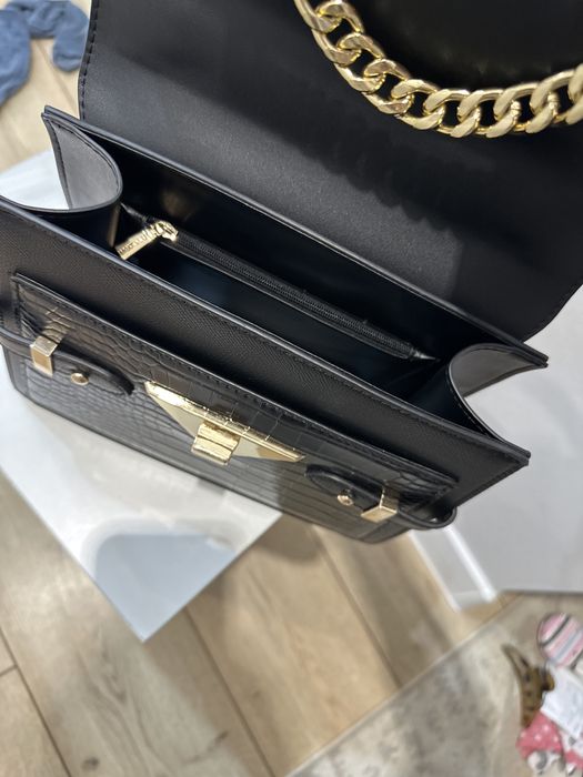 Сумочкачерныйкожастильная-/;())₽