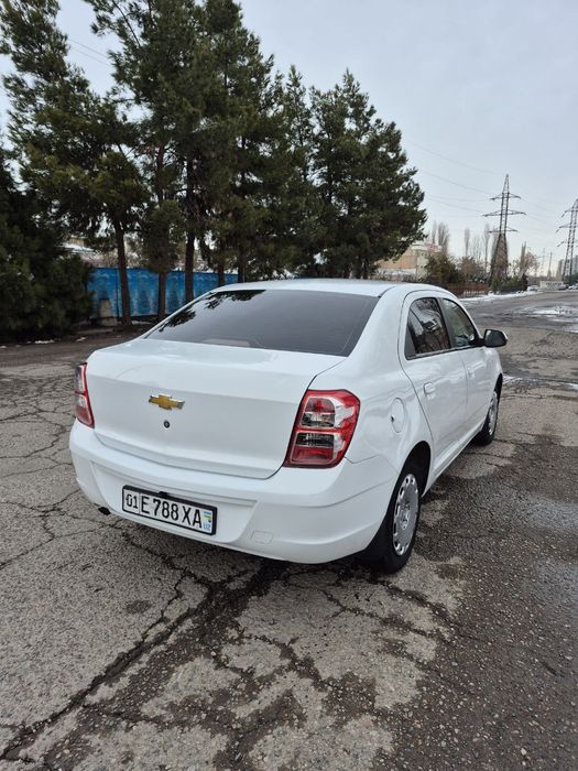 Продаю кобальт 2015 позиция 2 евро