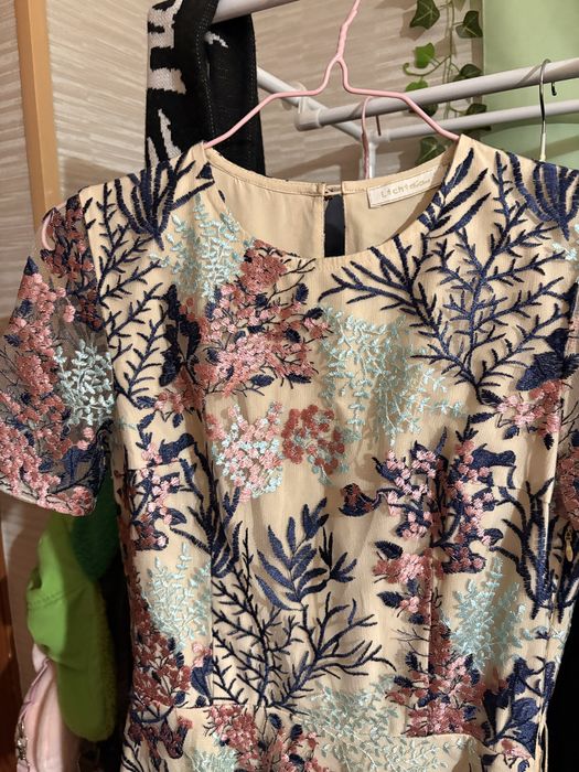 Продам платье XS Lichi