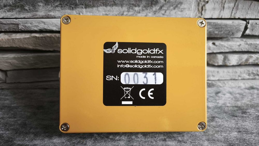 Pedala Solid Gold FX 76 Plus - Octave Fuzz Filter - Canada - Garantie!