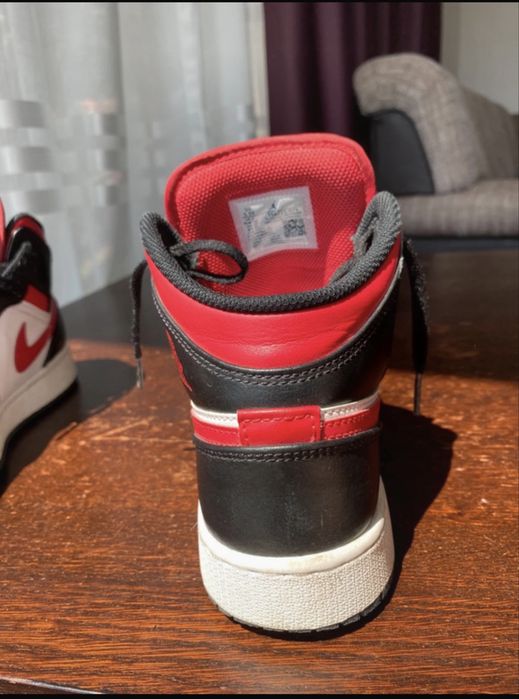 Papuci Air jordan 1 rosii-negrii