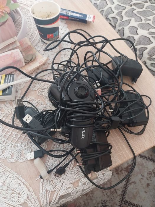 продавам кабел за телефон продавам топтан