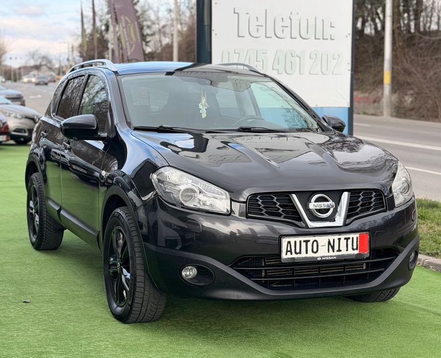 Nissan Qashqai Nissan Qashqai și în RATE