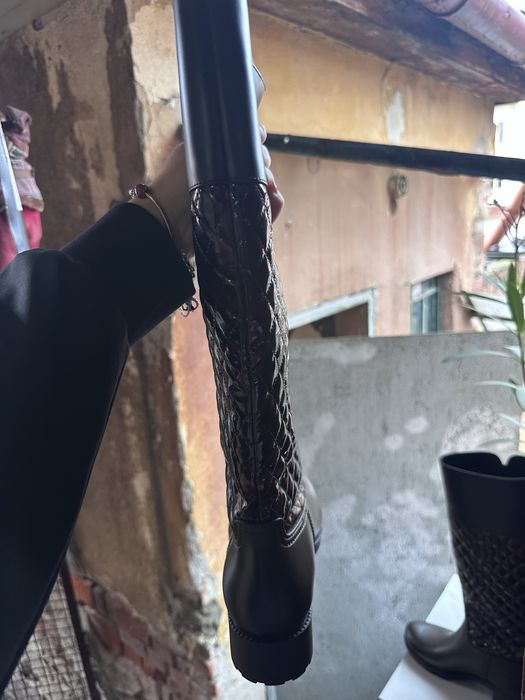 Cizme Ferragamo Maro din piele …………………………………………………………………………………………………..