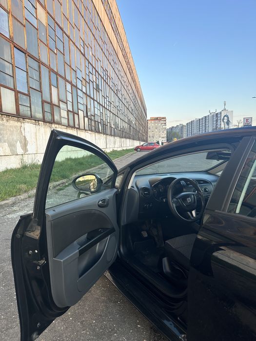 Seat Leon 1.4 TSI – 2010 – Body Kit Aero – Negru