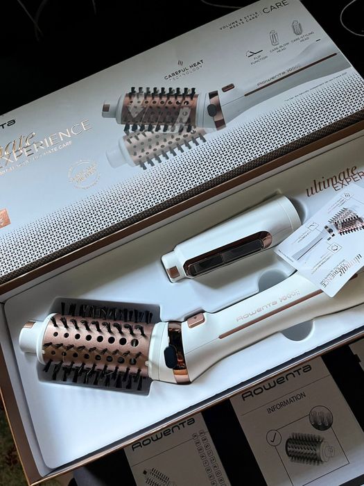 Peria rotativă cu aer cald Rowenta Ultimate Experience Brush Activ Ultimate Care. NOU