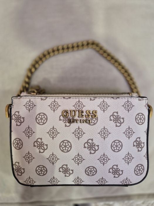Дамска чанта Guess