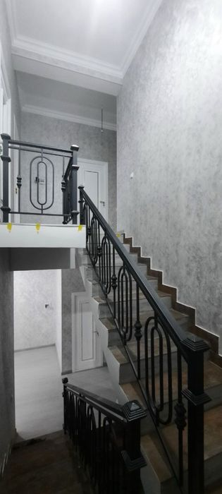 Келес Абдурахмоновда 2 та ховли