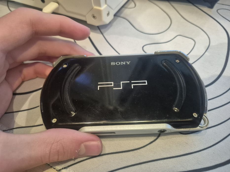 Psp go полностью рабочая