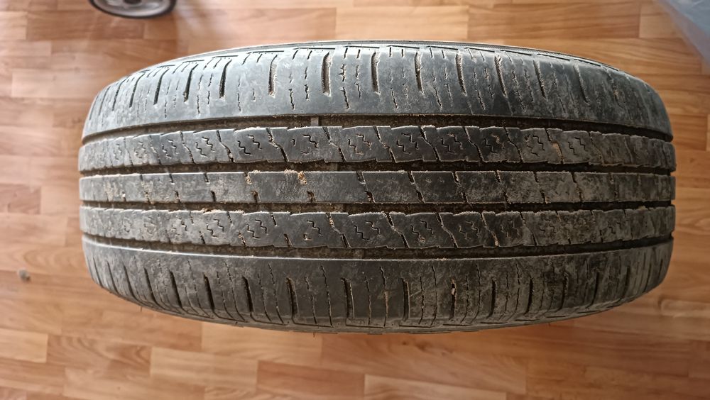 Продам шины летние 225/60 R17