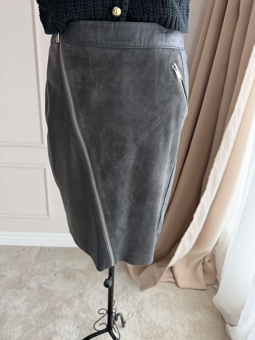 Кожена пола 2 бр. Черна и сива