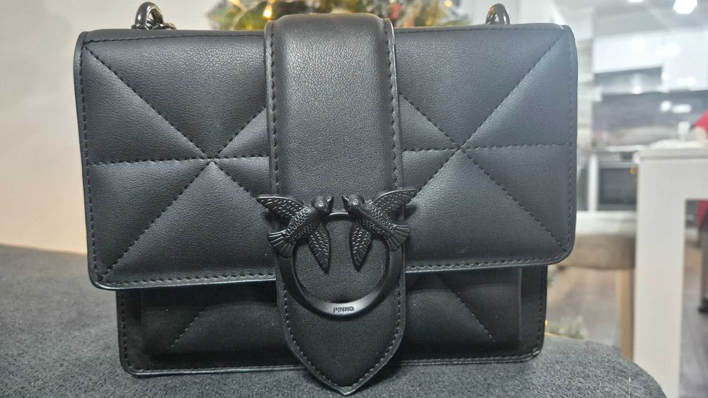 Дамска чанта черна Pinko