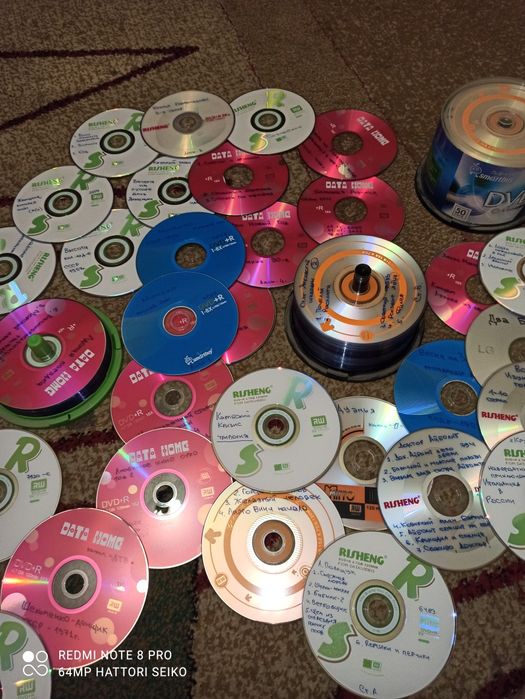 Болванки ДВД,сумки для дисков,фильмы музыка игры скачаю и залью