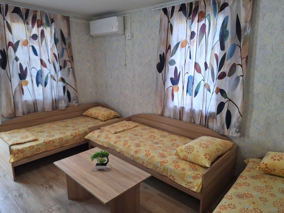 В бунгало с веранда на 200м от плажа на Ахтопол