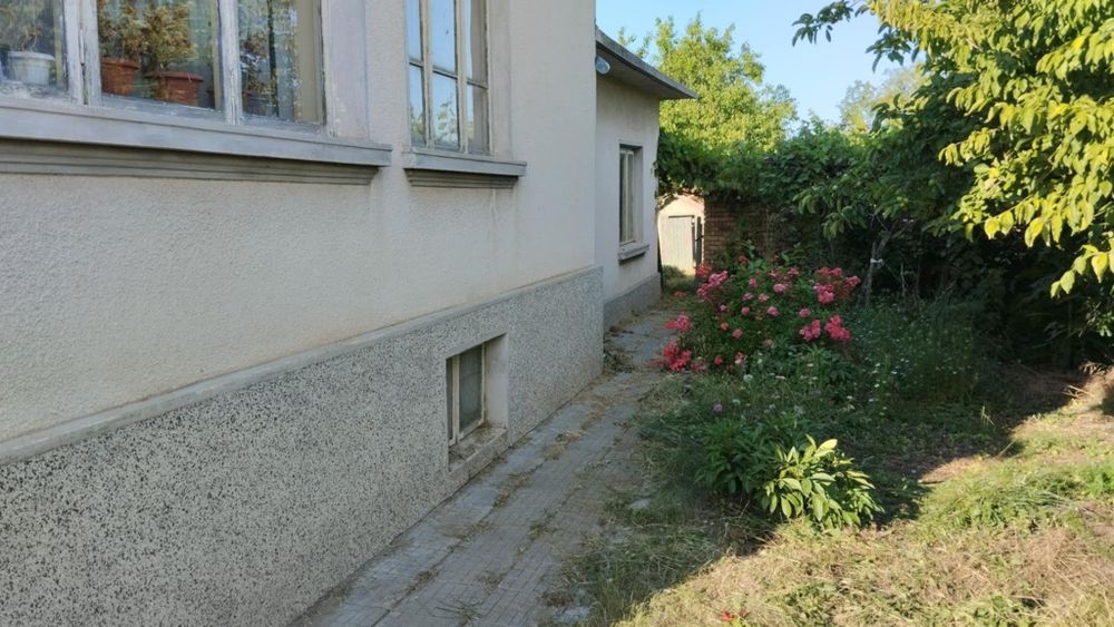 Продава се Къща в с. Белоградец, Област Варна - 70 кв.м за 858 €/кв.м - Снимка #1