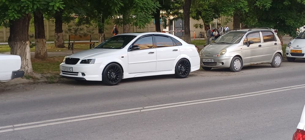 Продается Срочно lasetti 1.8