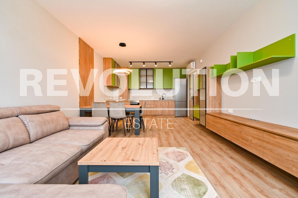 Дава се под наем Тристаен апартамент в София, Дружба 2 - 116 кв.м за 1000 € - Снимка #1